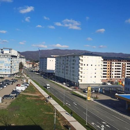 Omega Hotel Добой Екстериор снимка